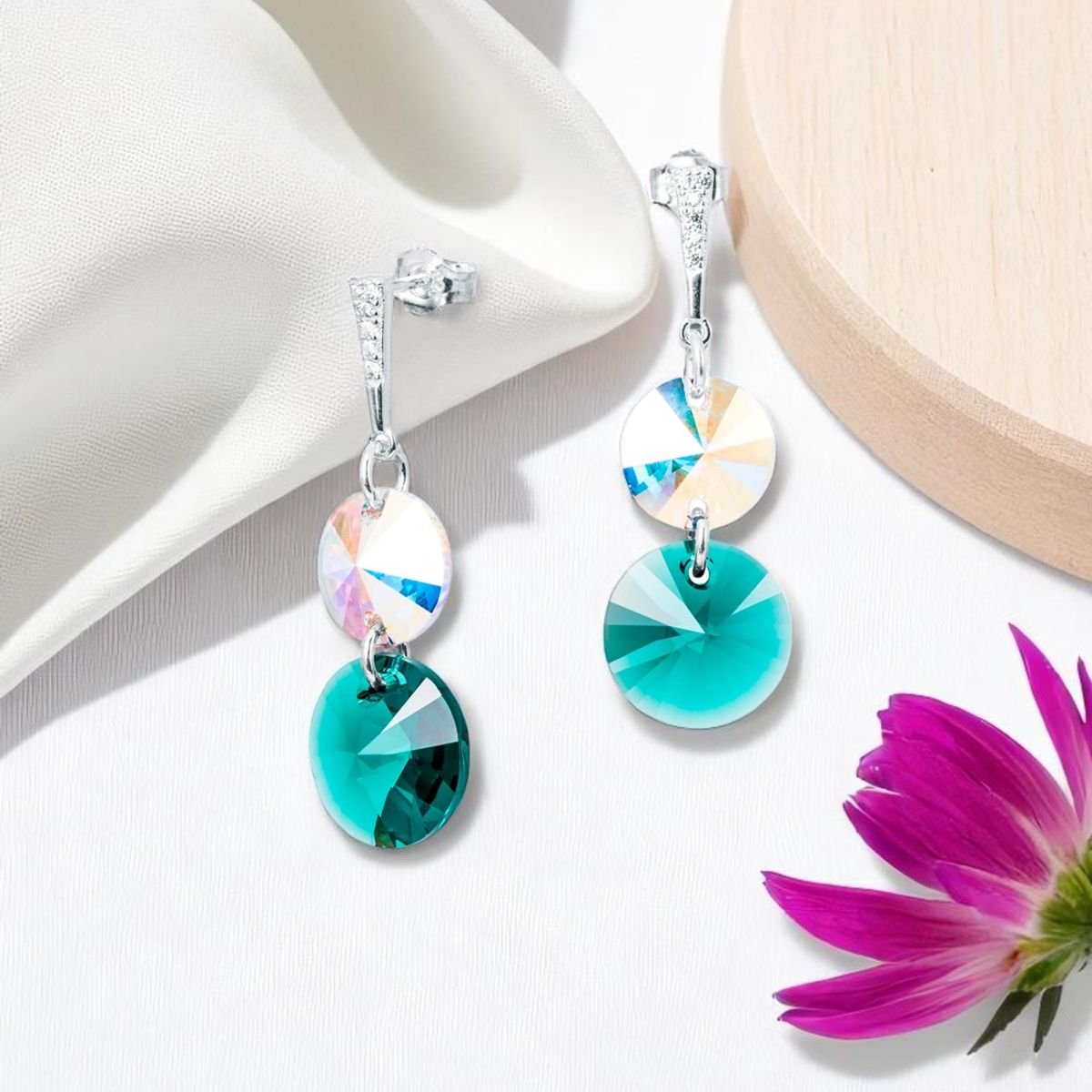 JOYAS MONTERO - Aros Lourdes Plata 925 creado con cristales de Swarovski® Emerald