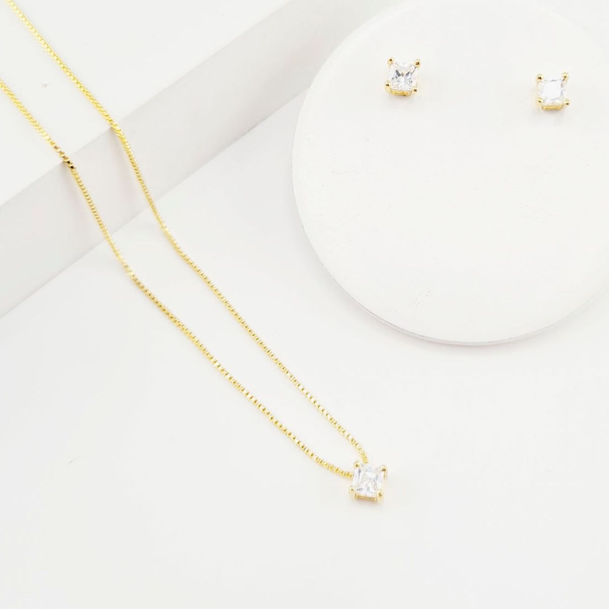 JOYAS MONTERO - Conjunto Isabella Gold Con Circon Blanco