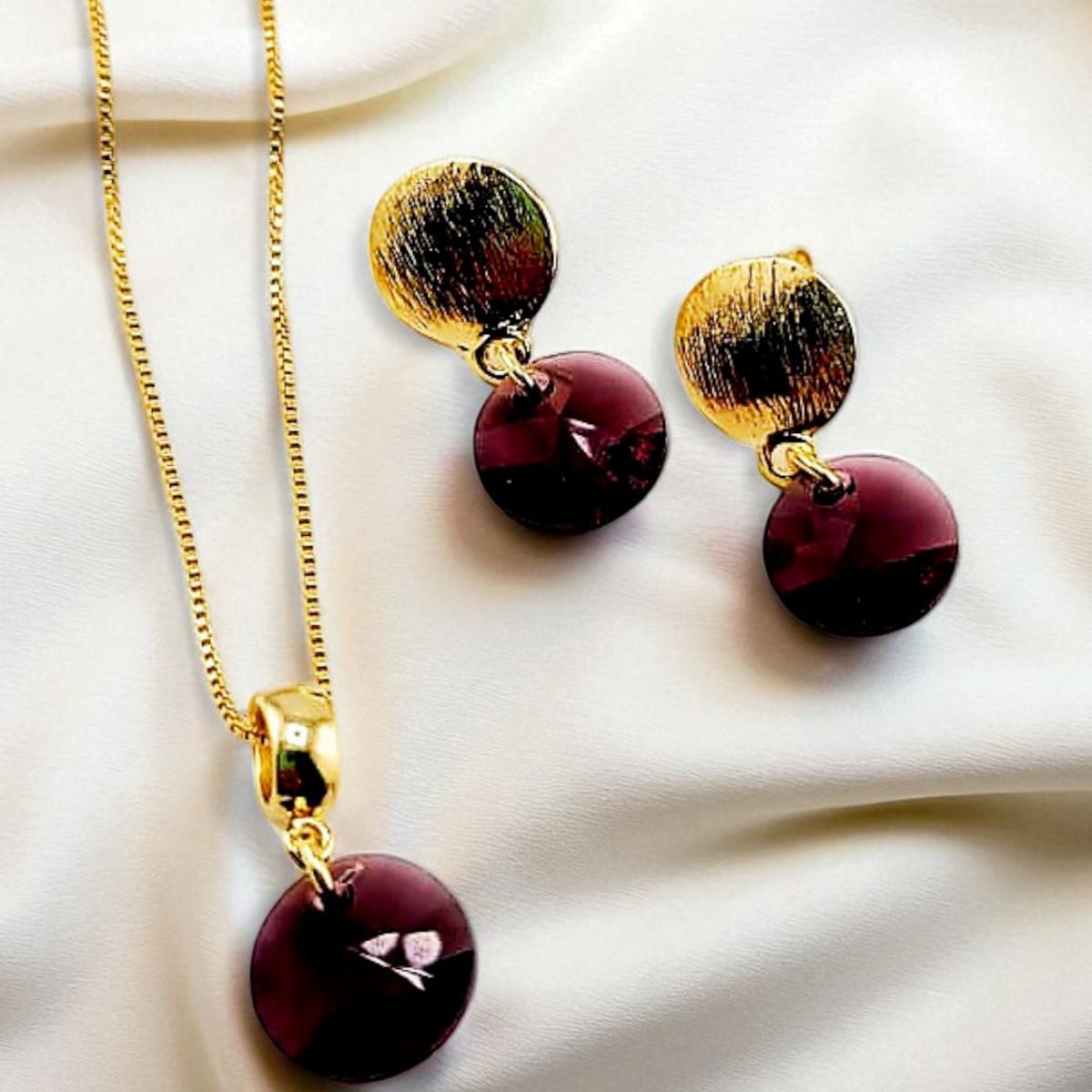 JOYAS MONTERO - Conjunto Amelia Gold 24K creado con cristales de Swarovski® Amethyst