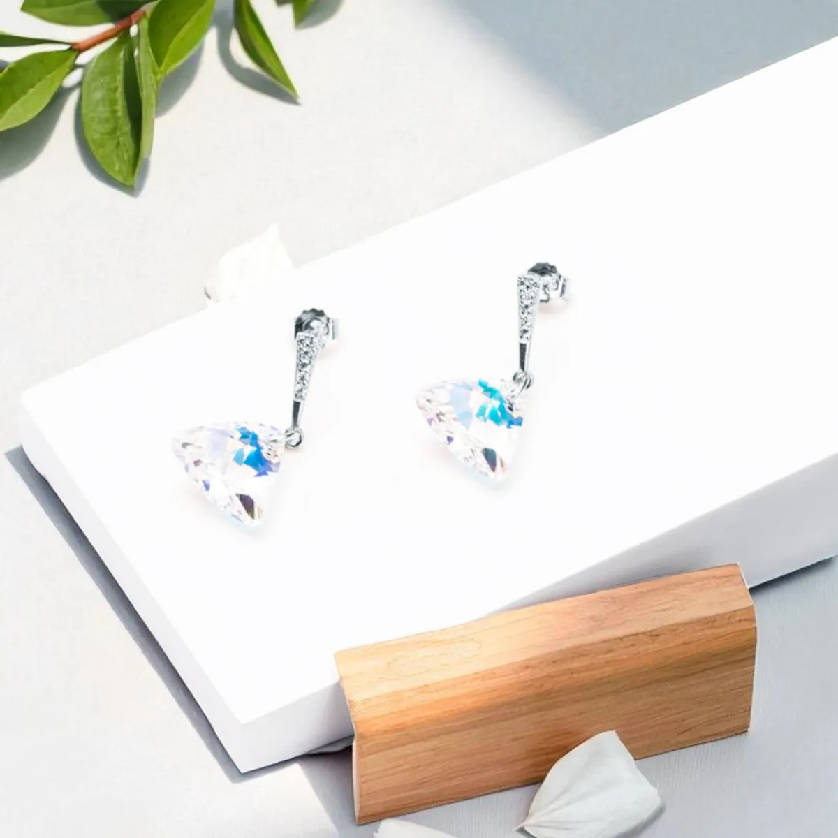 JOYAS MONTERO - Aros Trinidad Plata 925 creado cristales de Swarovski® Aurora Boreal