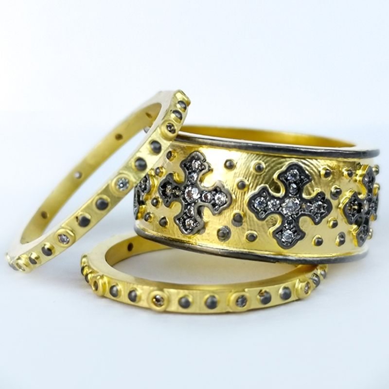 BE YOU - Anillo bañado oro 18kt black oxid y circones