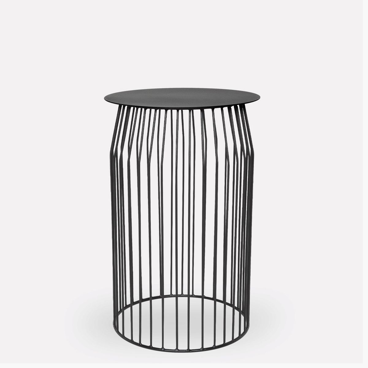 FORM DESIGN - Mesa Lateral Wire DIAM 36 Negro Form