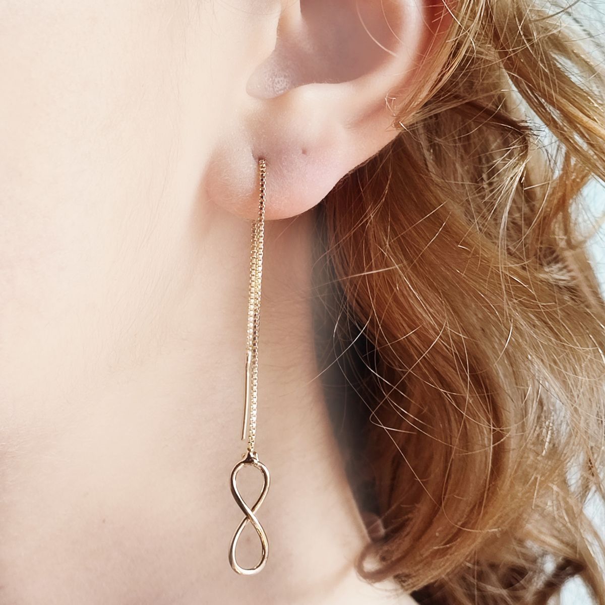 ANDREA COGGIOLA JOYAS - Aros Infinito Circón Cadena Enchapado Oro 18K