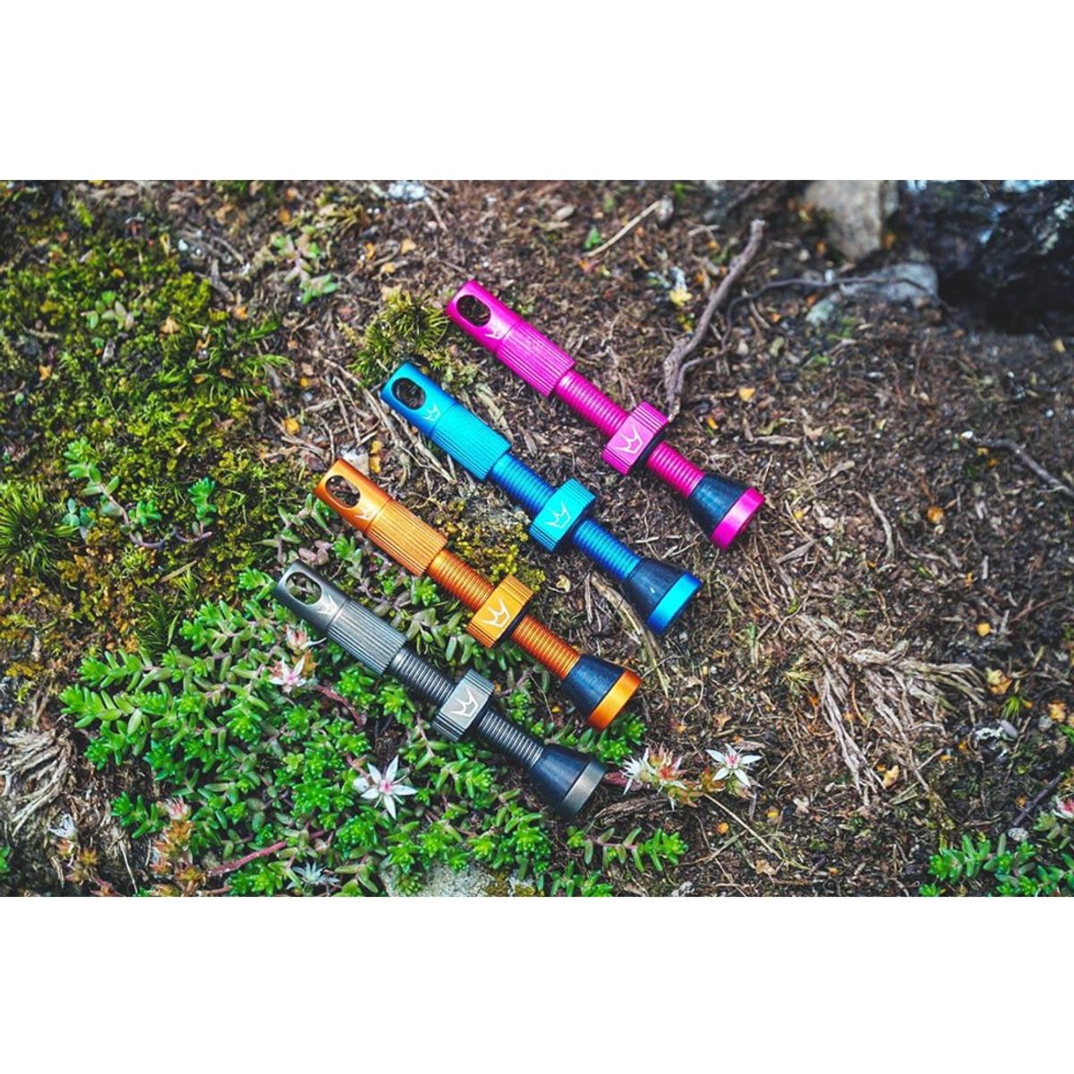 PEATYS - Valvula Tubular Chris King 42Mm Plata Peaty's PEATYS