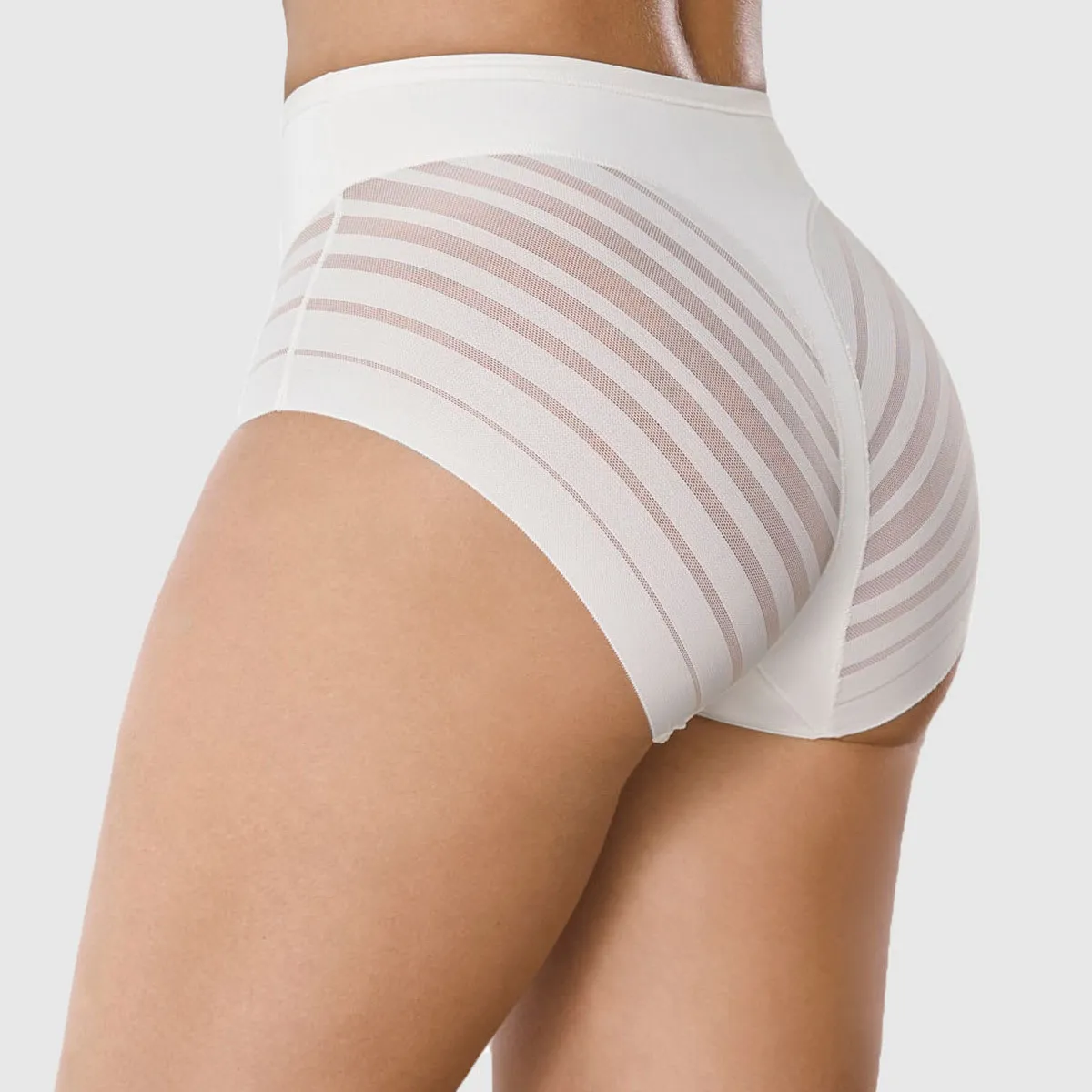 LEONISA - Leonisa Calzón faja de control suave tiro alto 012903 Marfil