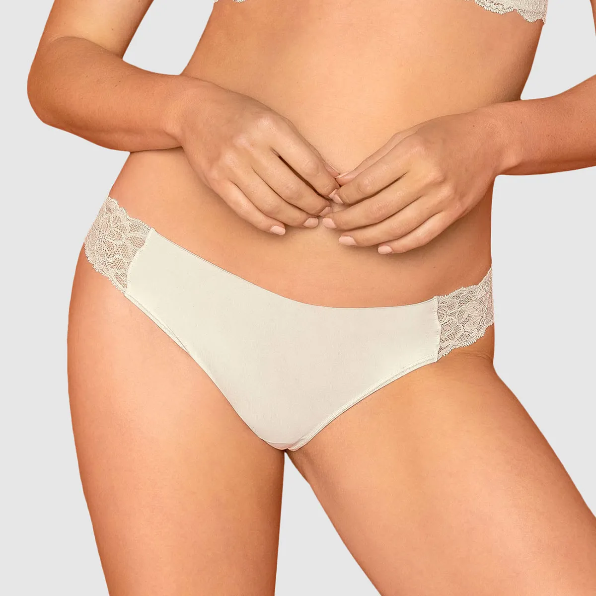 LEONISA - Panties 012968 Brasilero Crema