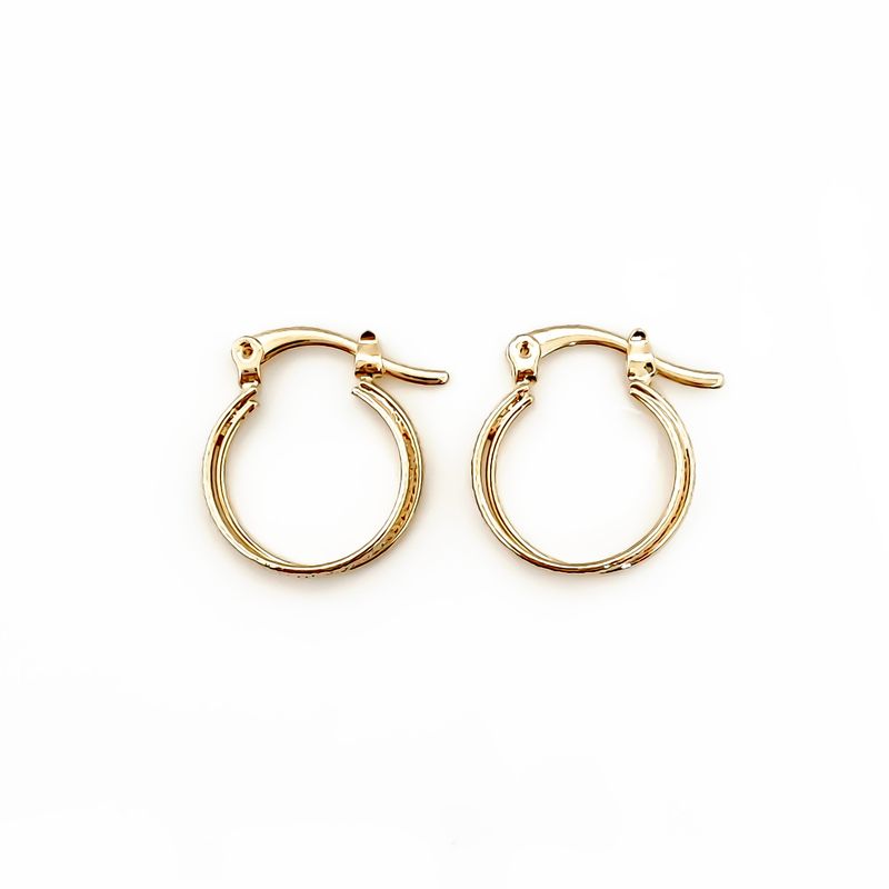 ANDREA COGGIOLA JOYAS - Aros Argollas Doble 15mm Enchapado Oro 18K.-