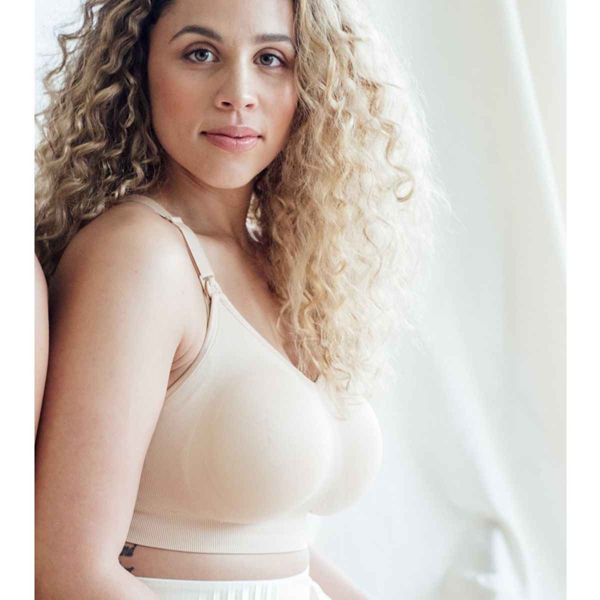 BRAVADO DESIGNS - Sosten Lactancia Body Silk Seamless Beige