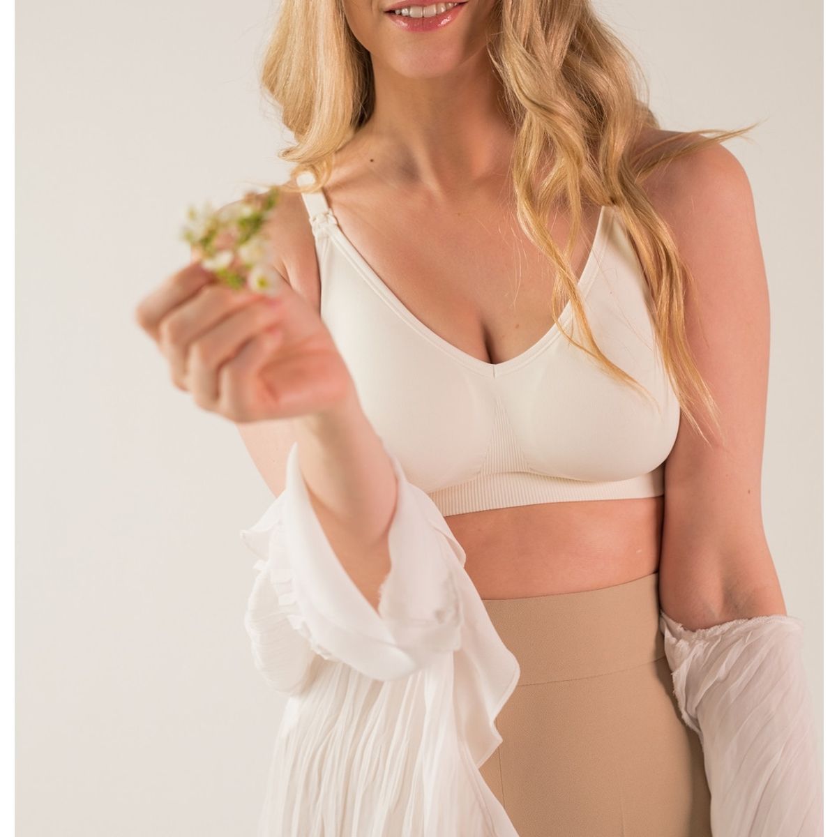 BRAVADO DESIGNS - Sosten Lactancia Body Silk Seamless Blanco
