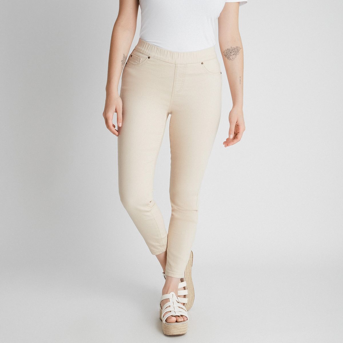 CURVI - Calza De Jeans Color Con Pretina Elásticada CURVI