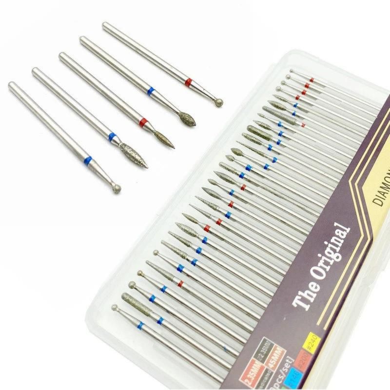 BLUUM - Set 30 Fresas Metalicas Diamantadas Torno, Uñas Manicure