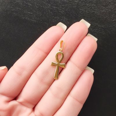 Imagen 2 del producto Colgante Cruz Ankh Enchapado Oro 18K