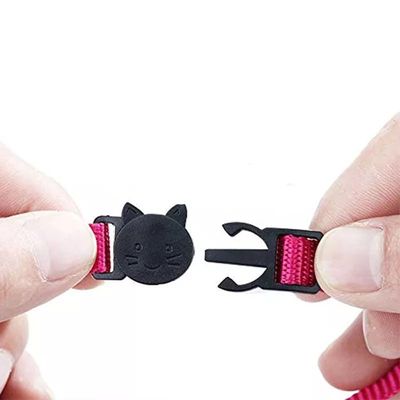 Imagen 2 del producto Collar Para Gato Anti Ahorque Ajustable Rosa Con Cascabel