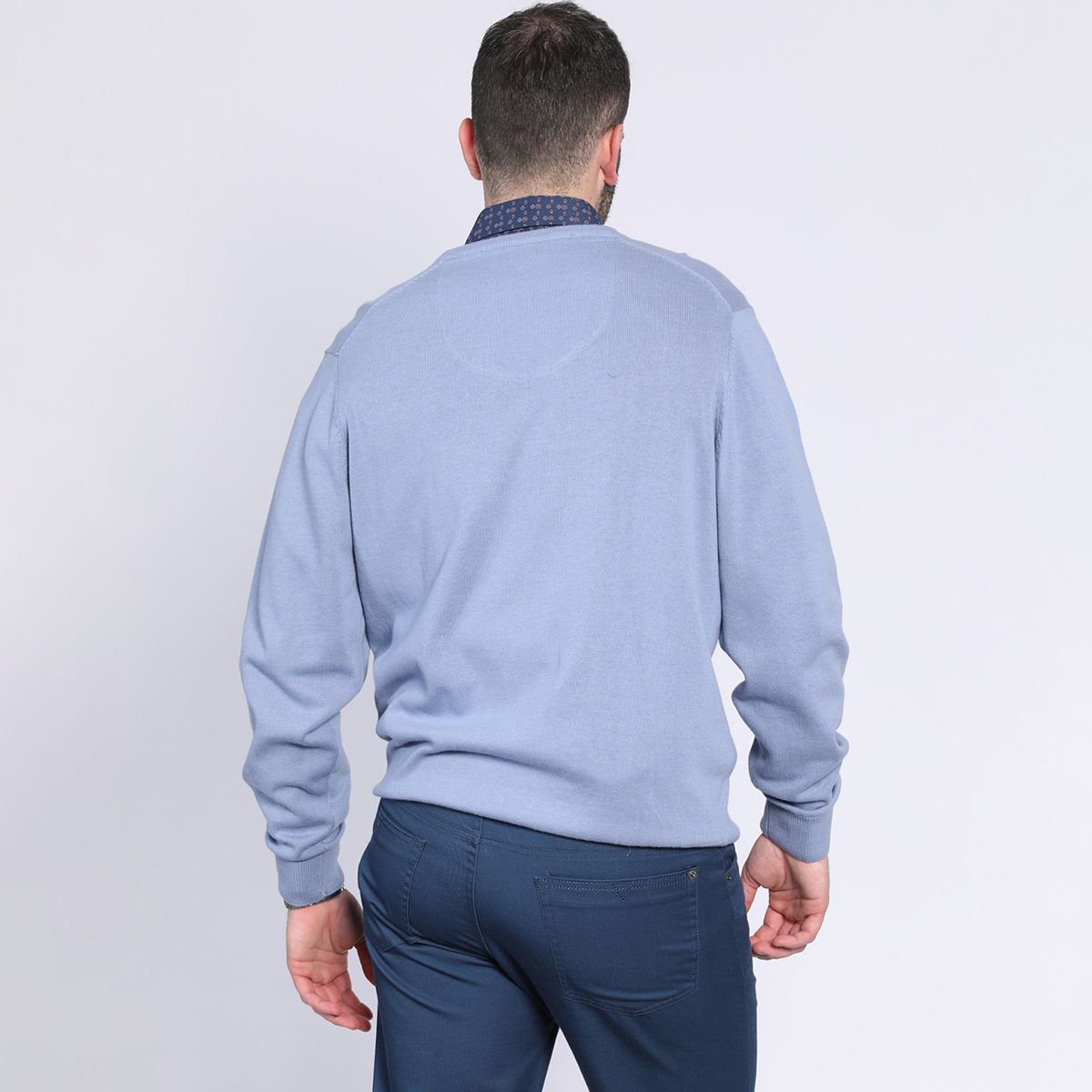 POTROS - Tejido Cuello V Lila POTROS