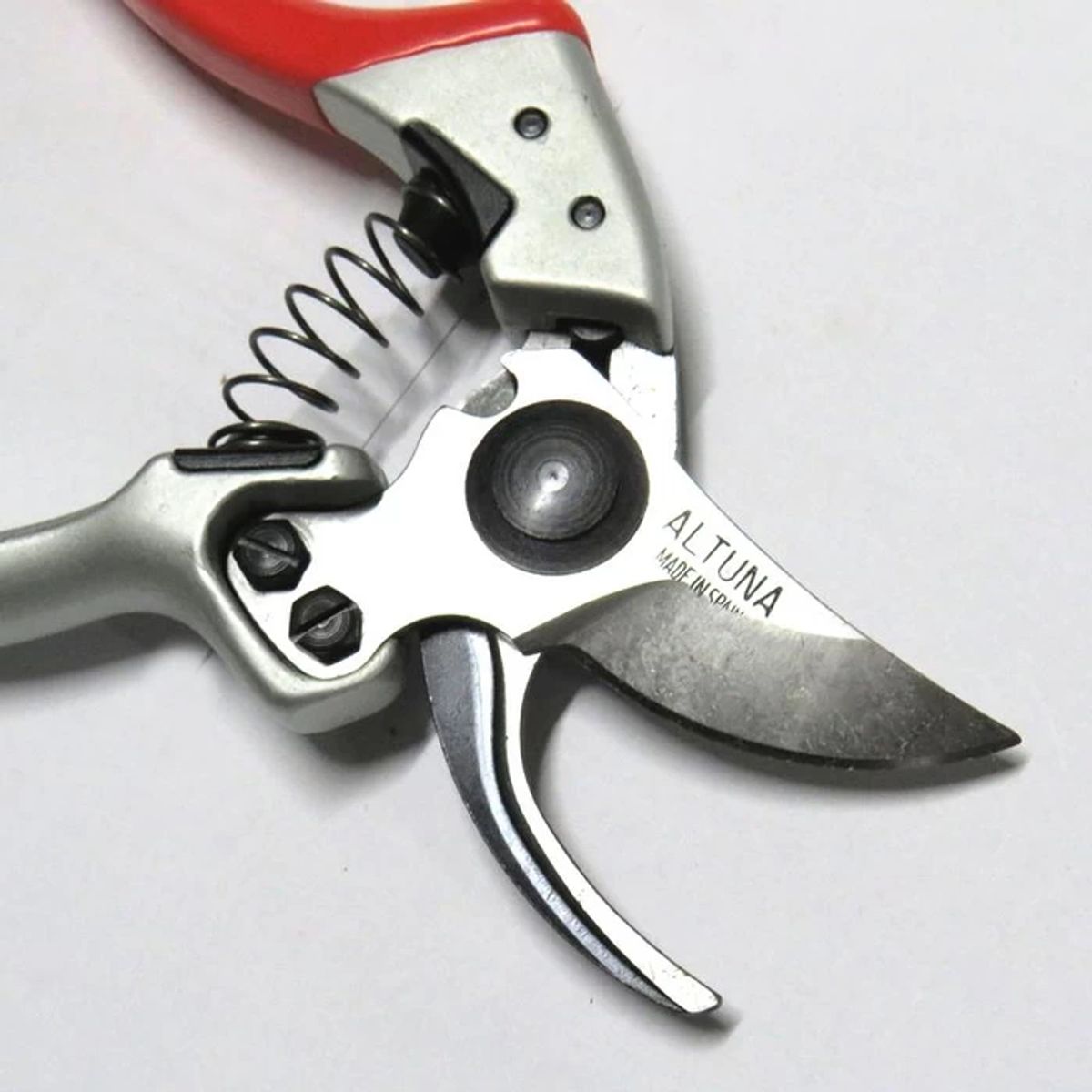ALTUNA - TIJERA DE PODA 1 MANO CORTE BYPASS ALTUNA 9000