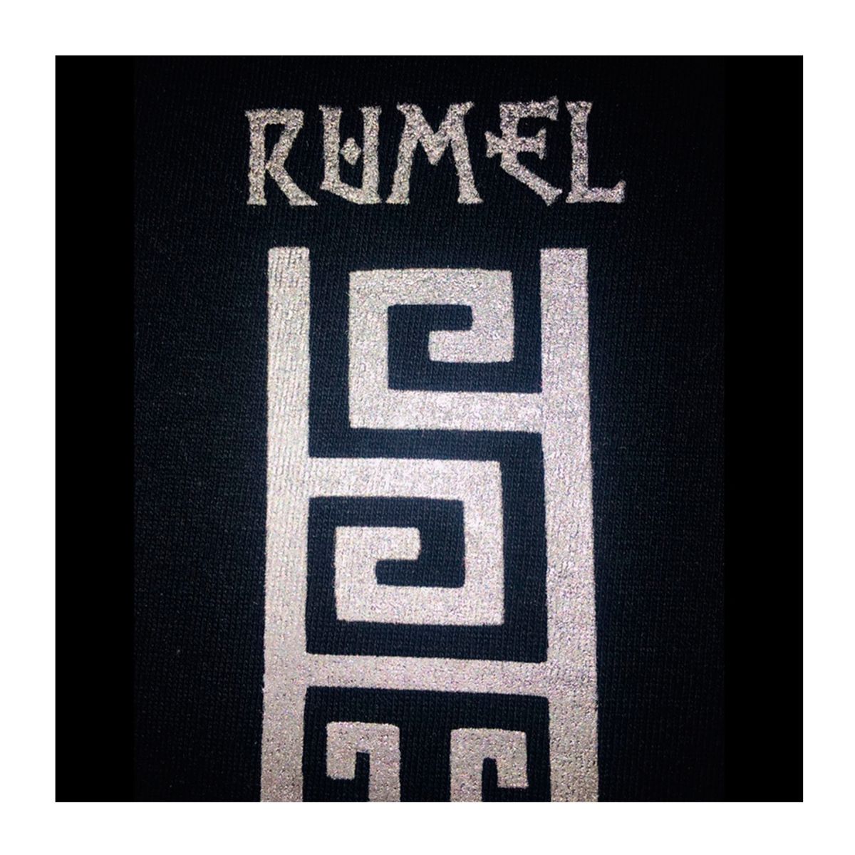GENERICO - POLERA NEGRA HOMBRE RUMEL