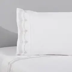 NINA HERRERA - Sábana Bordada Grey Gris 200 Hilos 1,5 Plaza.