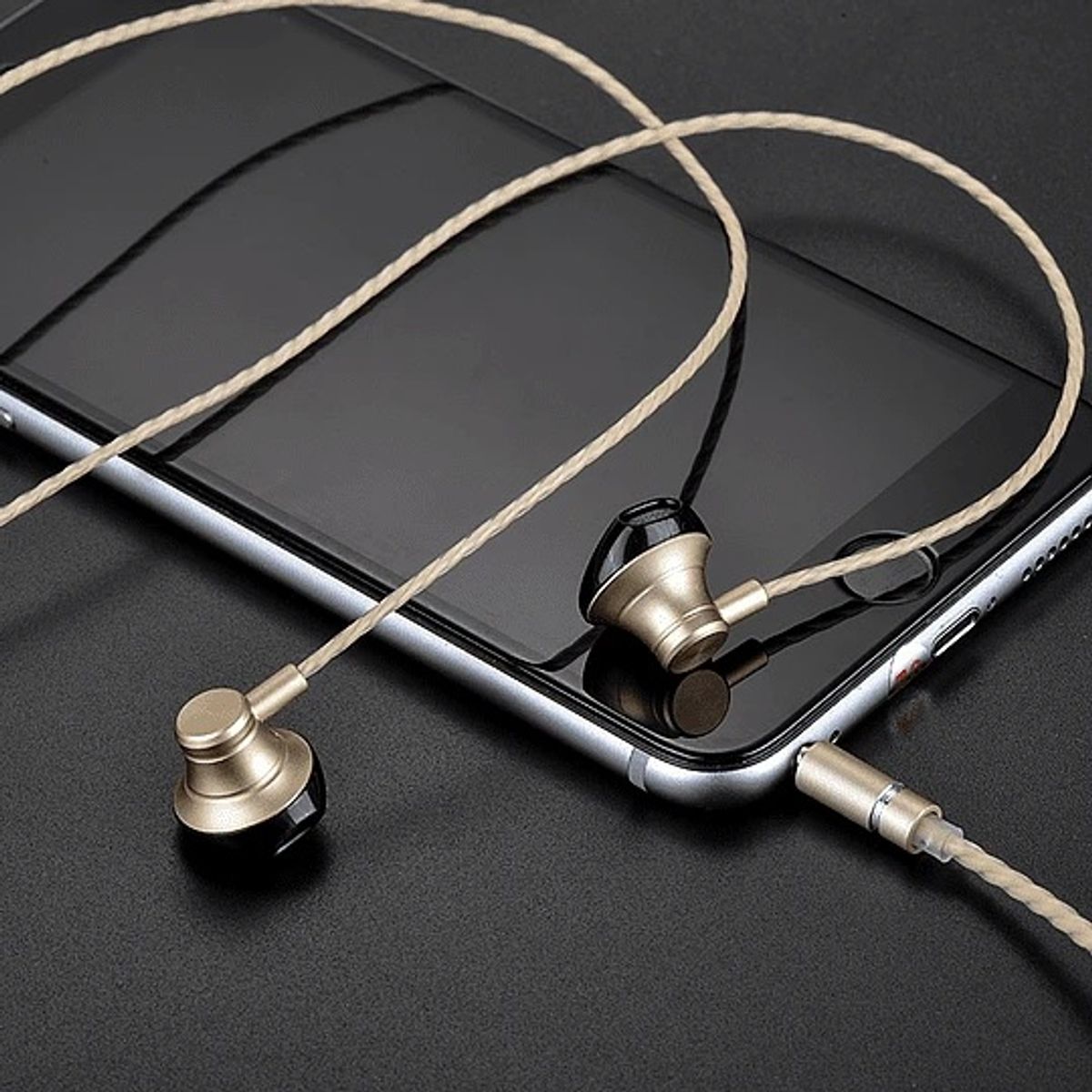 HOCO - AUDIFONO HOCO M18 METAL GOLD