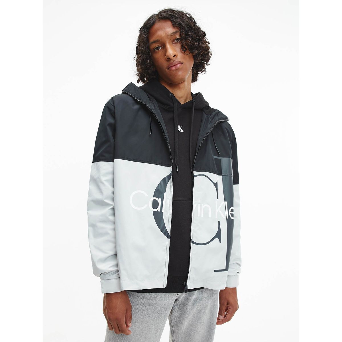 CALVIN KLEIN - Cortaviento Bold Logo Negro Calvin Klein