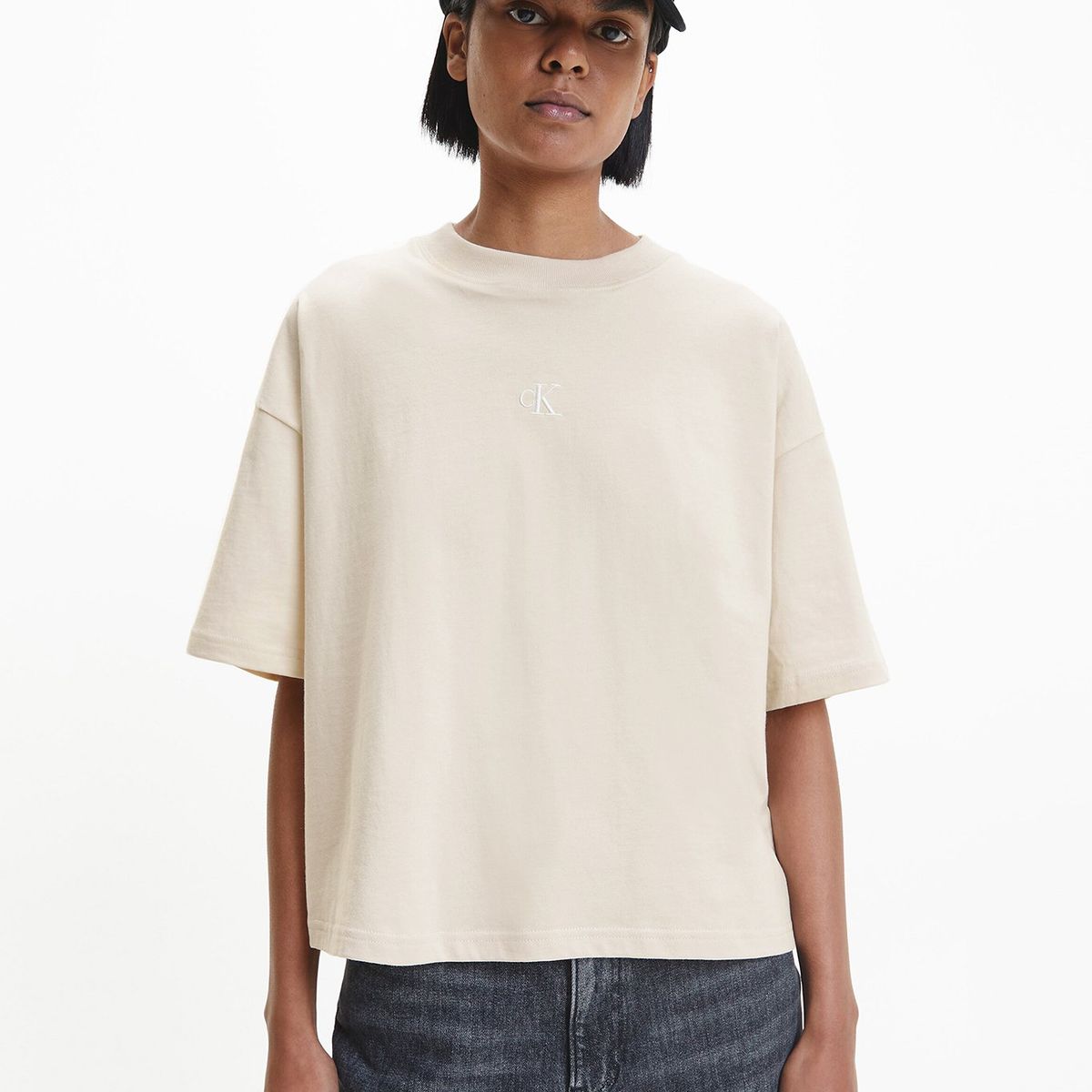 CALVIN KLEIN - Polera Oversized Monogram Beige Calvin Klein
