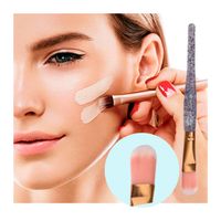 Brocha profesional chica para aplicar BASE o CONTORNOS