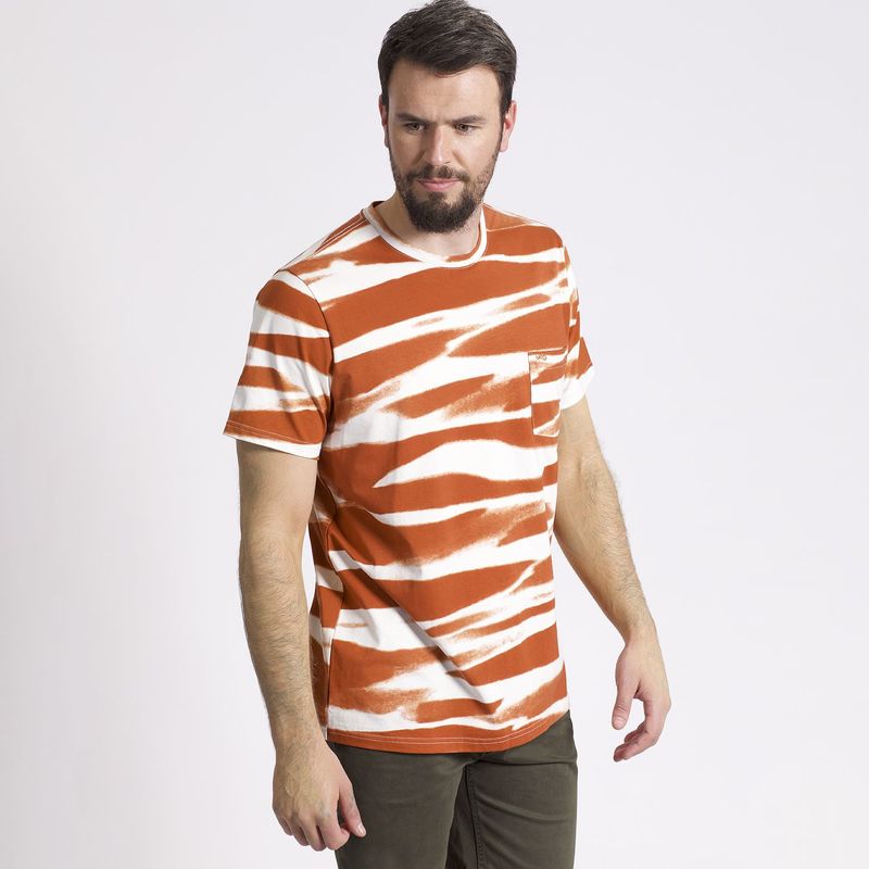 MCGREGOR - Polera Manga Corta Tie Dye Regular Fit Print Ladrillo MCGREGOR