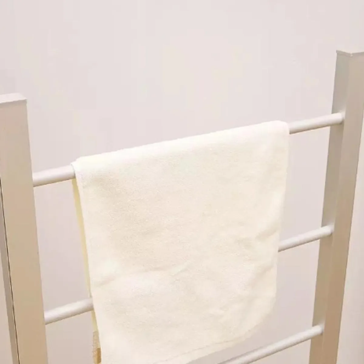 INNOVATE-K - Secador De Toallas Pedestal 6 Niveles