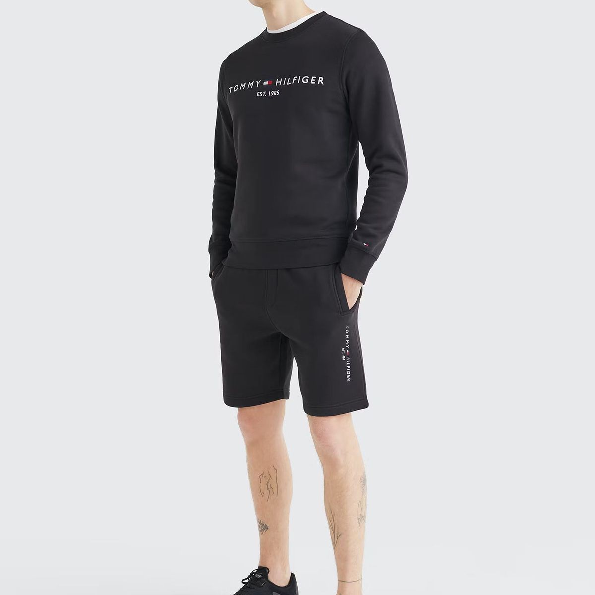 TOMMY HILFIGER - Short Essential Organic Cotton Negro Tommy Hilfiger