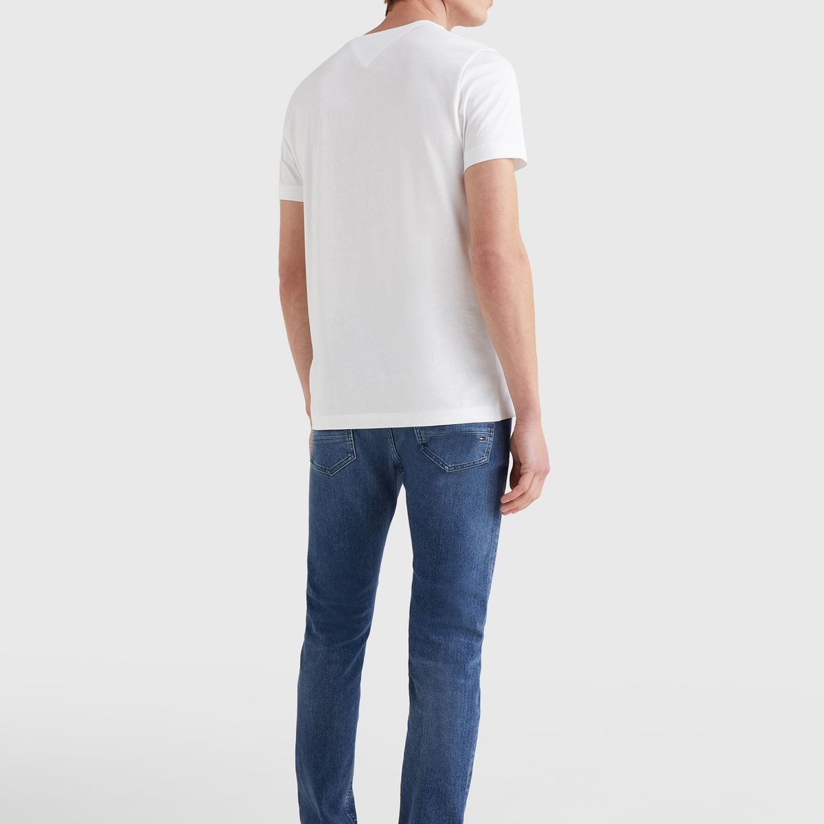 TOMMY HILFIGER - Polera Graphic Camo Logo Blanco Tommy Hilfiger