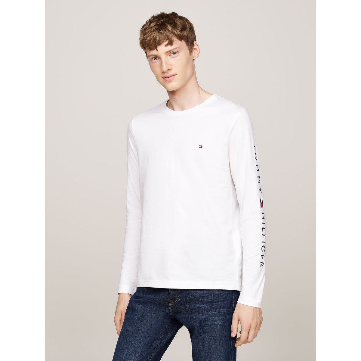 TOMMY HILFIGER - Polera Essential Flag Logo Blanco Tommy Hilfiger