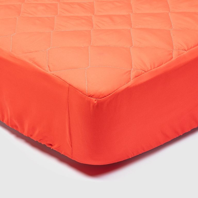 Cubrecolchon Rojo Super King
