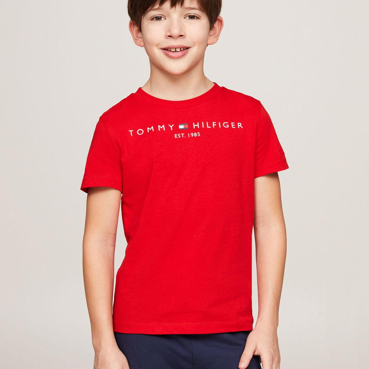 TOMMY HILFIGER - Polera Unisex Essential Logo C-Neck Rojo Tommy Hilfiger
