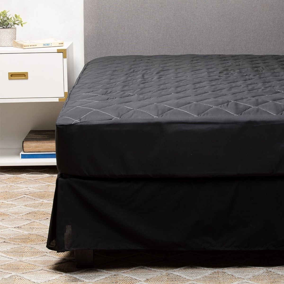 ARTHOME - Cubrecolchon + Faldon Negro Arthome 2 Plazas