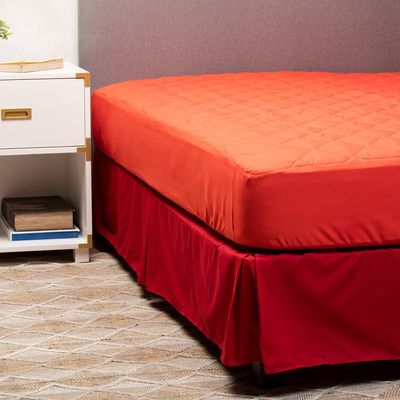 Imagen 2 del producto Cubrecolchón + Faldón Rojo King
