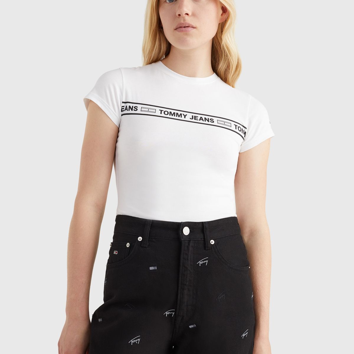TOMMY HILFIGER - Body Cut-Out Logo Blanco Tommy Jeans