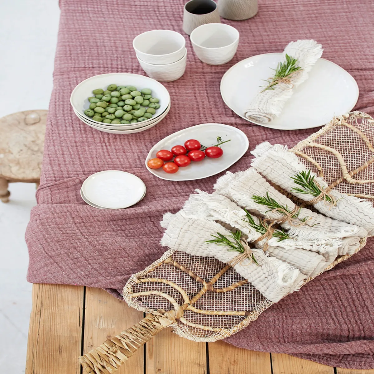 LIV INTERIOR - Bandeja Fibra Vegetal Banana 70x20 cm