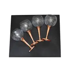 PERFECT CLASS - Set de 4 Copas de Vino Talladas con pie de Cobre