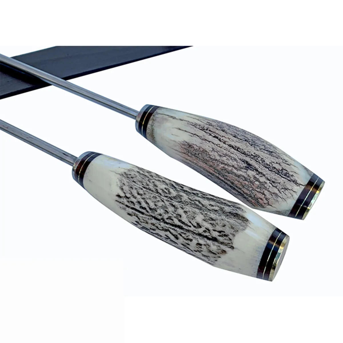 AL FILO DEL GAUCHO - Juego Parrillero Ciervo Artesanal