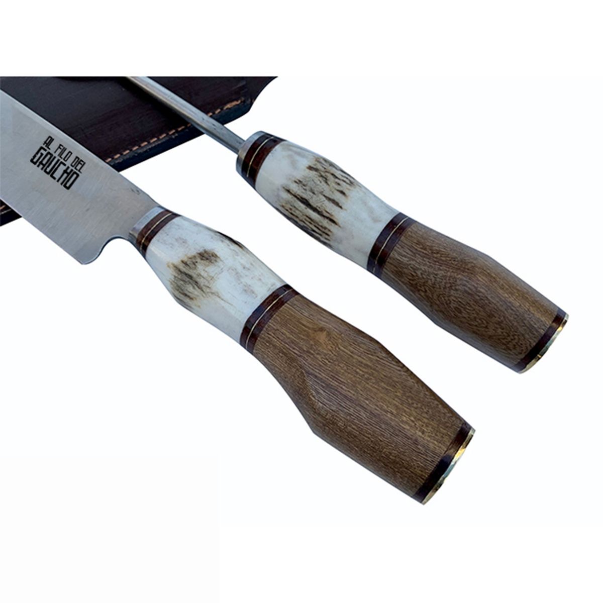 AL FILO DEL GAUCHO - Juego Parrillero Trinchar Ciervo Madera Artesanal