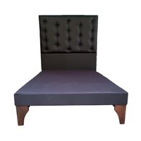 Base Europea 1.5P Respaldo Negro Eco Cuero a Piso Botone.