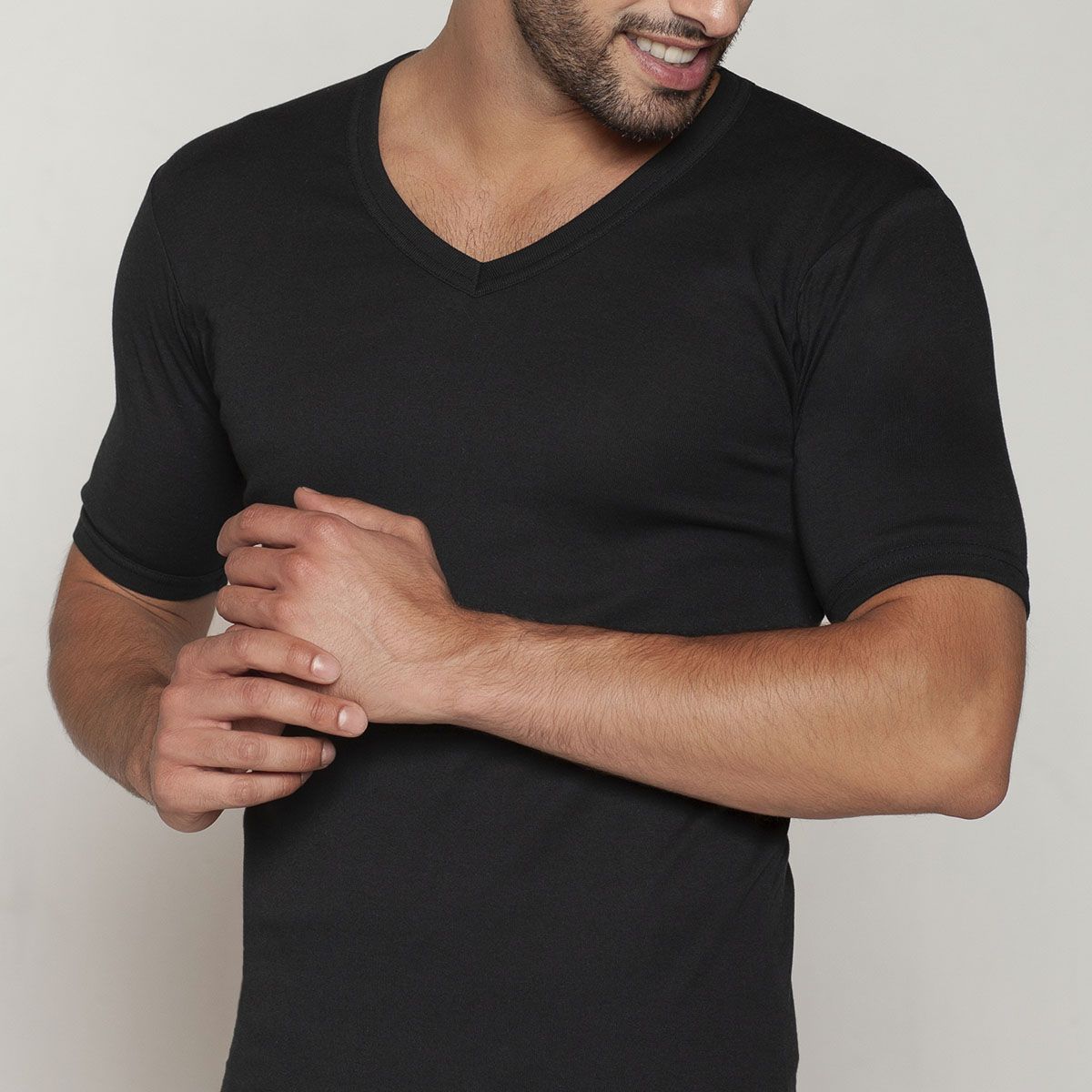 TAIS - Camiseta Algodón Manga Corta Negro Tais