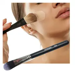 PFIFFERY - Brocha profesional mediana para aplicar BASE o CONTORNOS