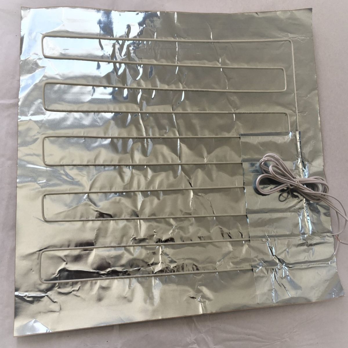 DTD - Desempañador Electrico Para Espejo de Baño 50x40cm