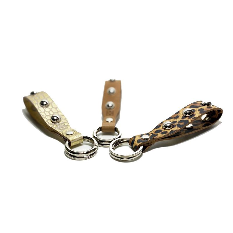 TRELKE - LLAVEROS CUERO LEW ANIMAL PRINT CAFÉ