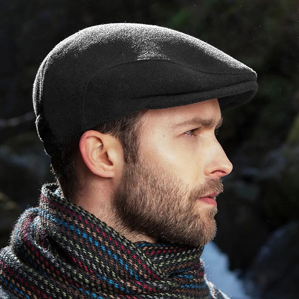 KUANGYE - Gorro Boina Negra Plano Tradicional