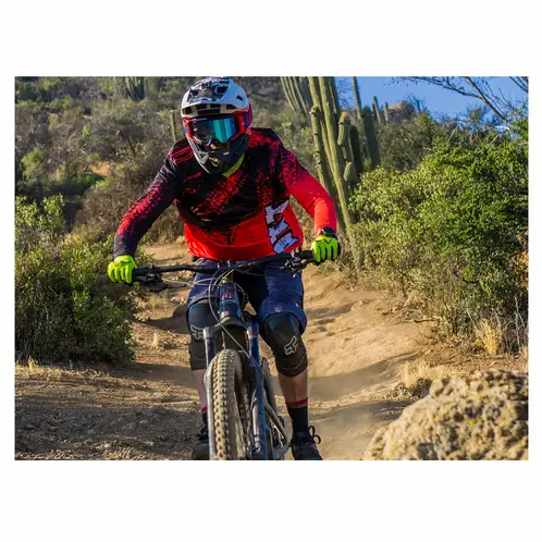 OTT  ON THE TOP - JERSEY SMALL, CONFORT FIT MANGA LARGA, UNISEX, ROJO CON NEGRO