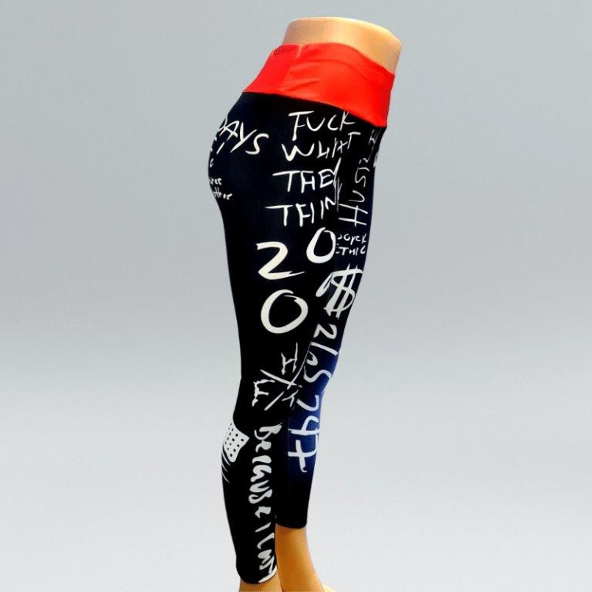 EURO MODA - CALZA DEPORTIVA NEGRA LETRAS BLANCAS