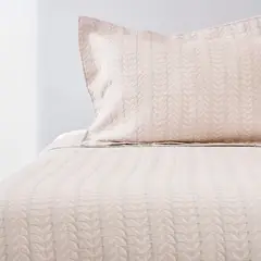 NINA HERRERA - Cubrecama Jacquard Espiga Rosado 1,5 Plaza