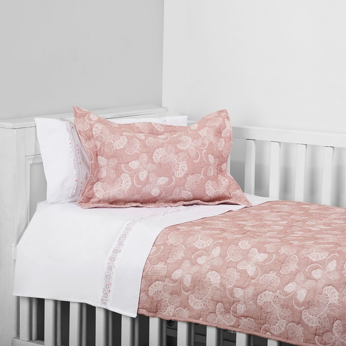 NINA HERRERA - Cubrecama Jacquard Papillon Rosa Cuna