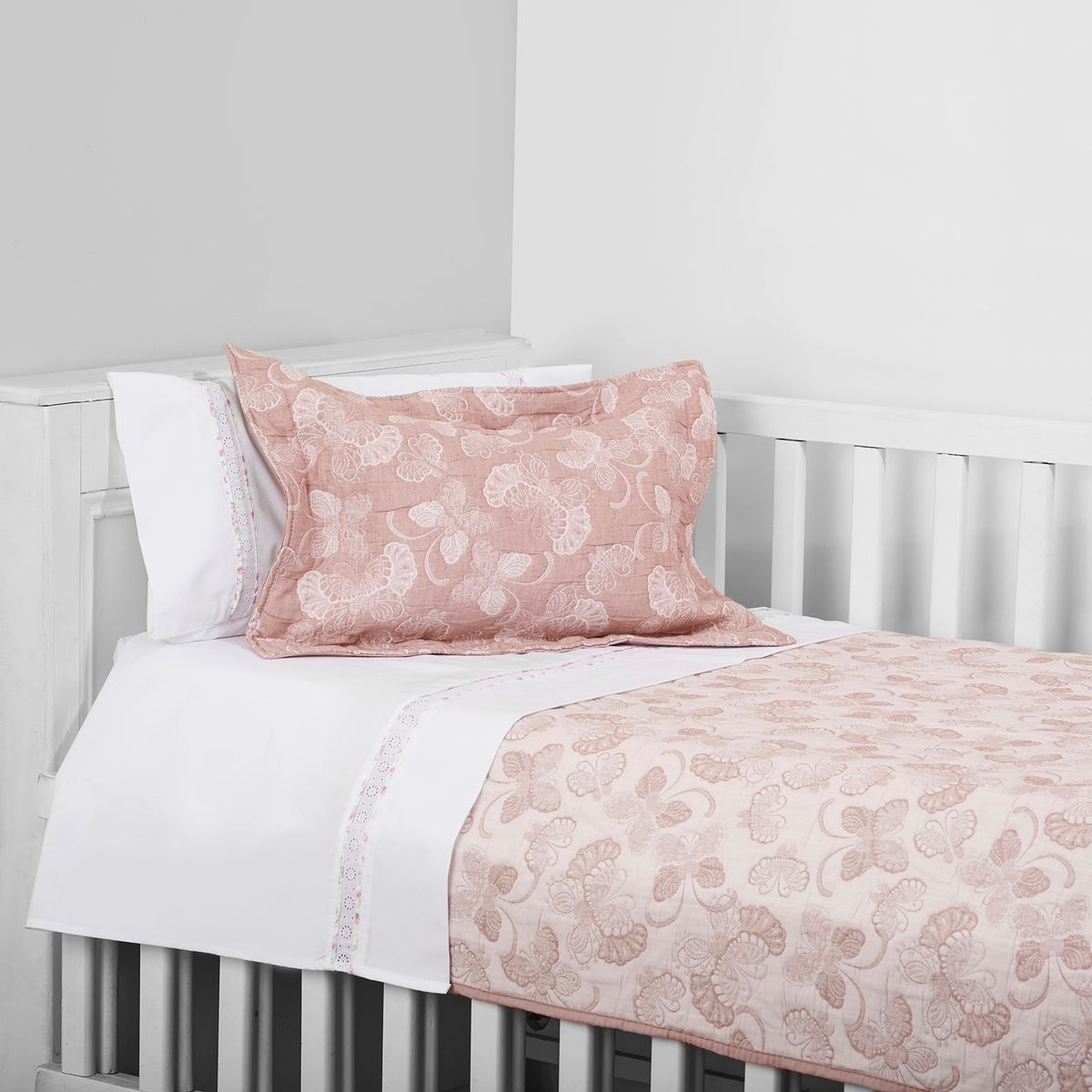 NINA HERRERA - Cubrecama Jacquard Papillon Rosa Cuna